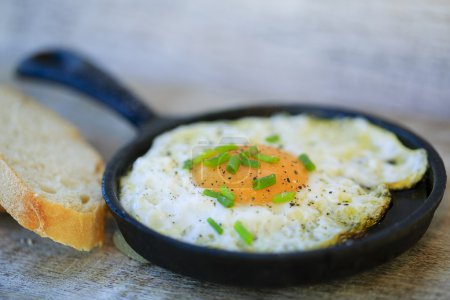 Breakfast, Fried egg with chives