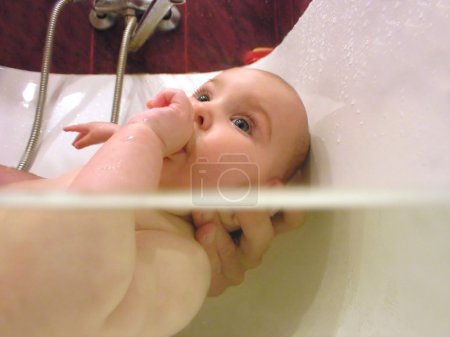 Swim baby in bath FROM UNDERWATER