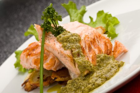 Grilled Salmon with Basil sauce