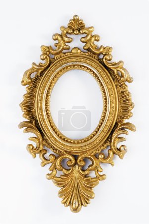 Oval vintage gold ornate frame