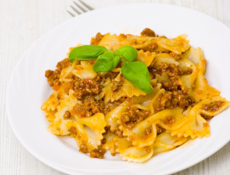 Farfalle pasta with bolognese sauce