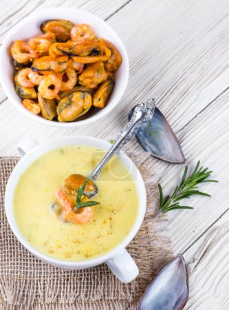 Soup of mussels and shrimp