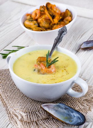 Soup of mussels and shrimp