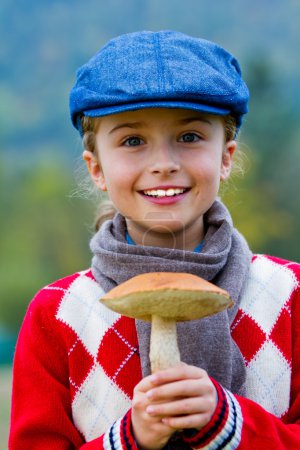 Mushrooms picking, season for mushroom