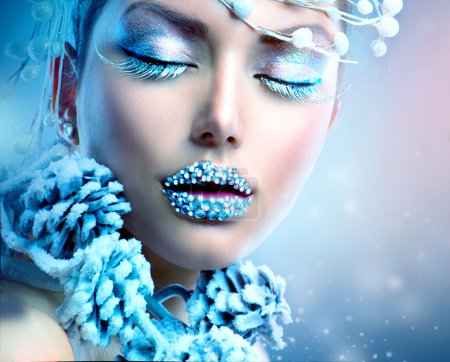 Winter Beauty Woman. Christmas Girl Makeup