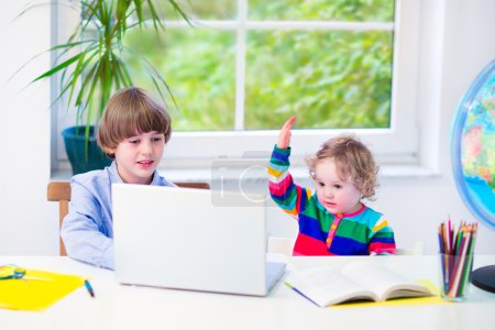 Kids with a laptop