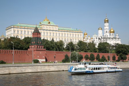River vessel against the background of the Kremlin