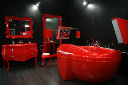 Cool red bathroom