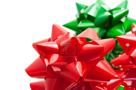 Red and green gift bows